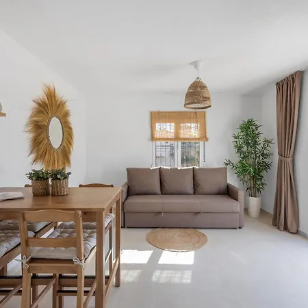 Mida Villa