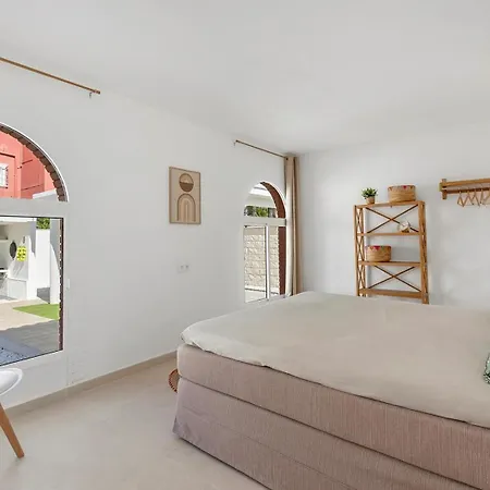 Villa Mida *
