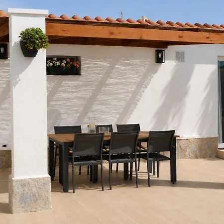 Villa Mida
